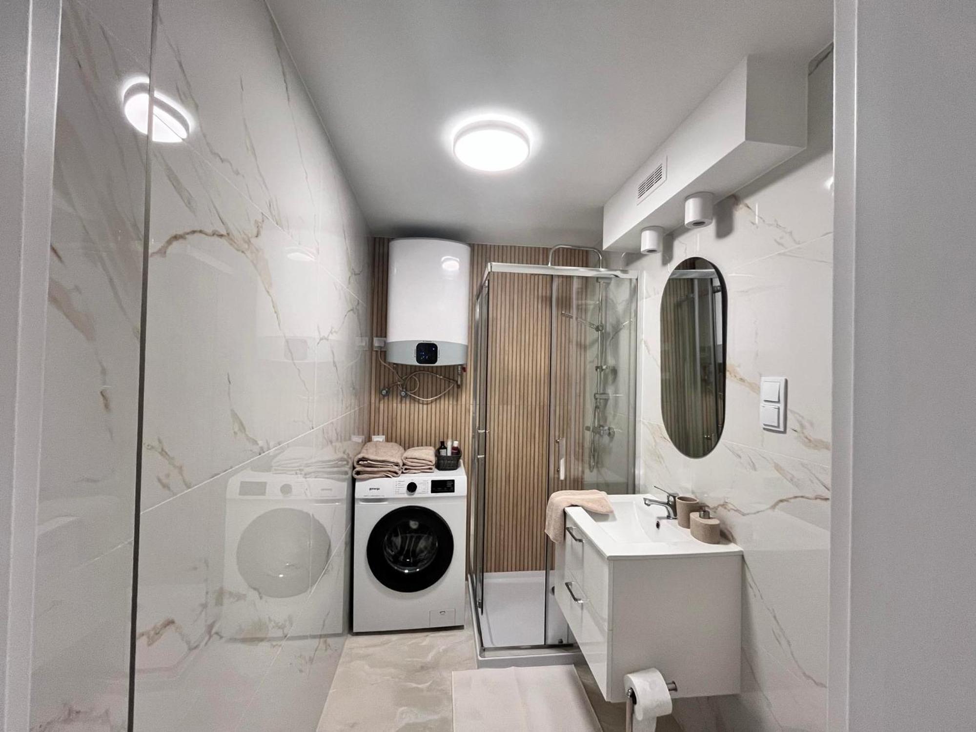Prestige Apartment Bohaterow Warszawy Kielce Exteriör bild